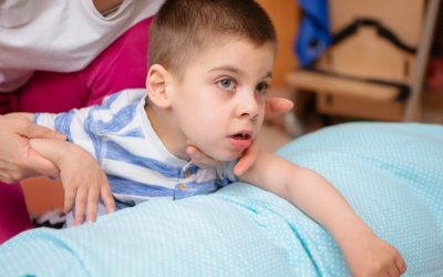Dziecko z niepełnosprawnością – leżenie w łóżku, pionizacja i profilaktyka odleżyn
